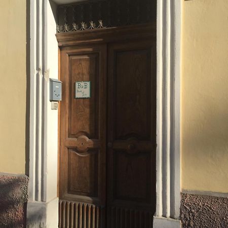 Fronte Al Porto Apartment Salerno Exterior photo