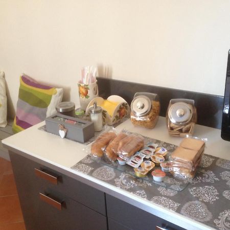 Fronte Al Porto Apartment Salerno Exterior photo