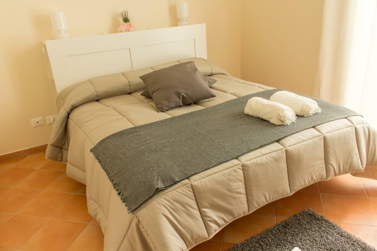 Fronte Al Porto Apartment Salerno Exterior photo