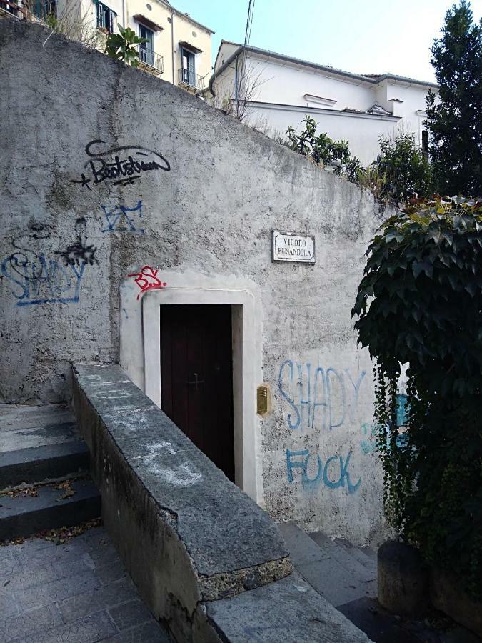 Fronte Al Porto Apartment Salerno Exterior photo