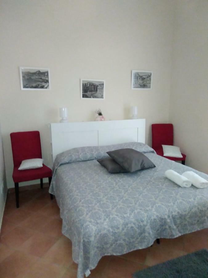 Fronte Al Porto Apartment Salerno Exterior photo