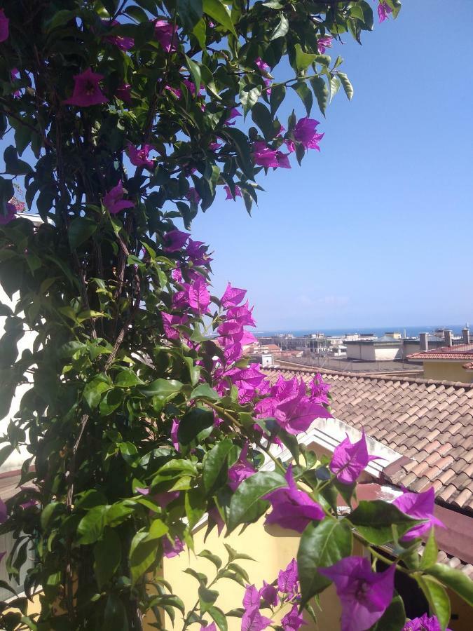 Fronte Al Porto Apartment Salerno Exterior photo