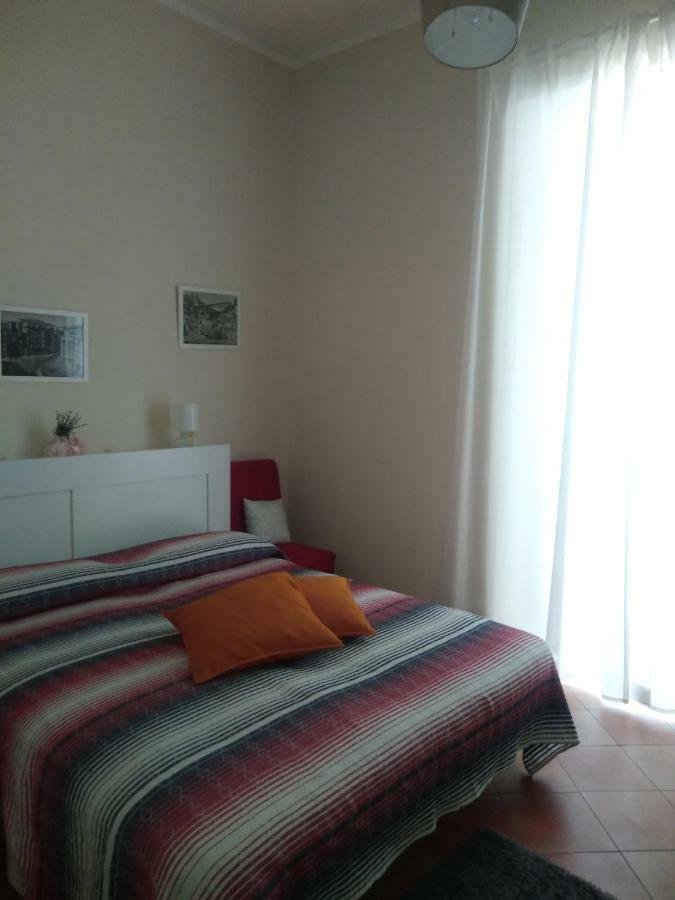 Fronte Al Porto Apartment Salerno Exterior photo